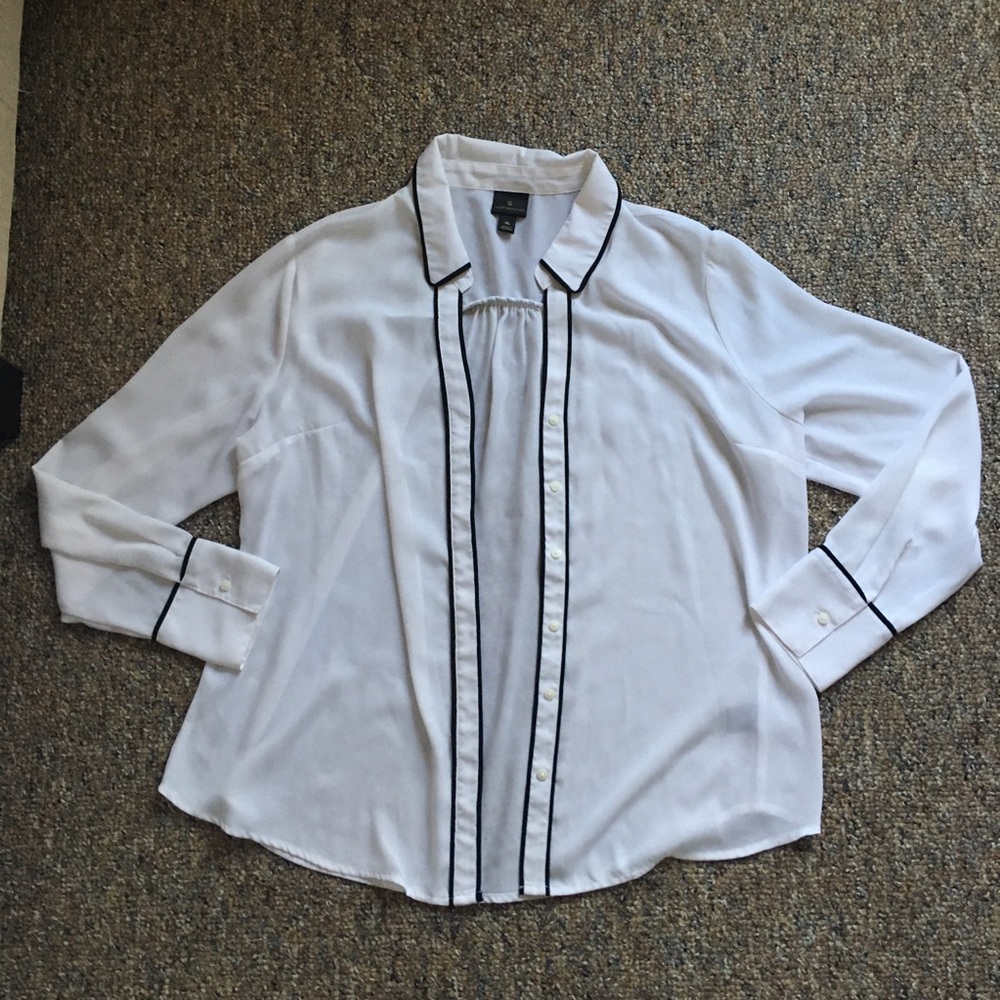 ❌SOLD ON Ⓜ️ercari❌ Worthington Women’s Top
